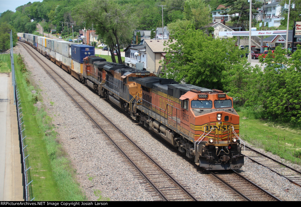 BNSF 5505 East